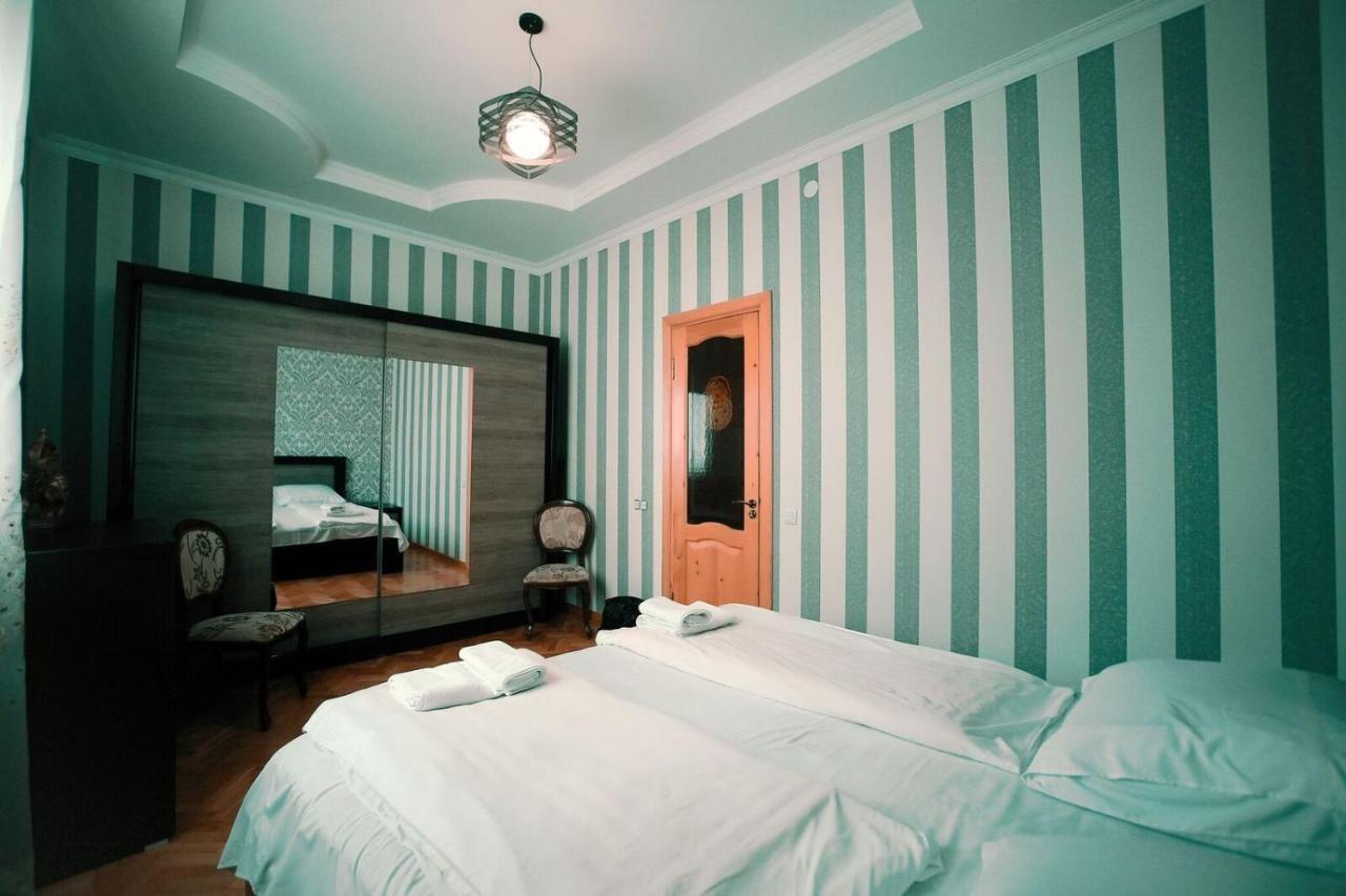 Apartment Old Koutaïssi Extérieur photo