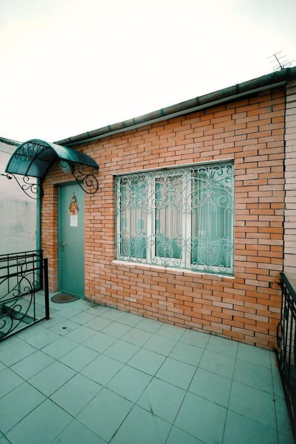 Apartment Old Koutaïssi Extérieur photo