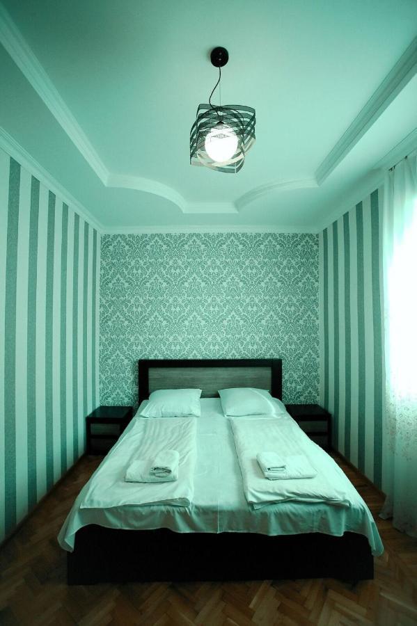 Apartment Old Koutaïssi Extérieur photo